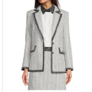 KARL LAGERFELD PARIS Tweed Notch Lapel